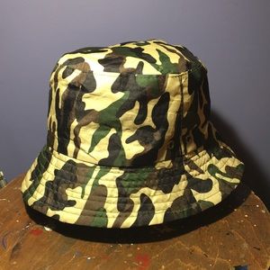 Camo bucket hat camouflage 💯 polyester camping fishing vented cap Large NWOT